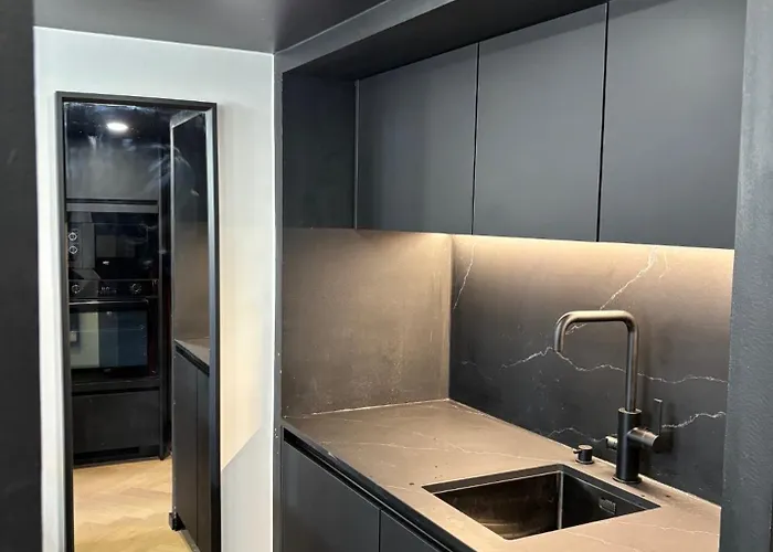 شقة Nordic Design District Area - Compact Center - New Renovated